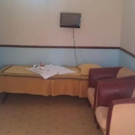 Palace Hotel 2*