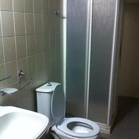 Palace 2*