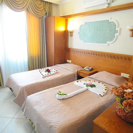 Hotel Palace 2*
